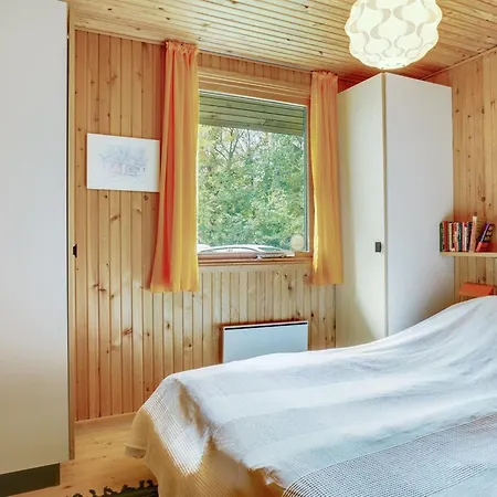 Asmod - 300m From The Sea By Interhome